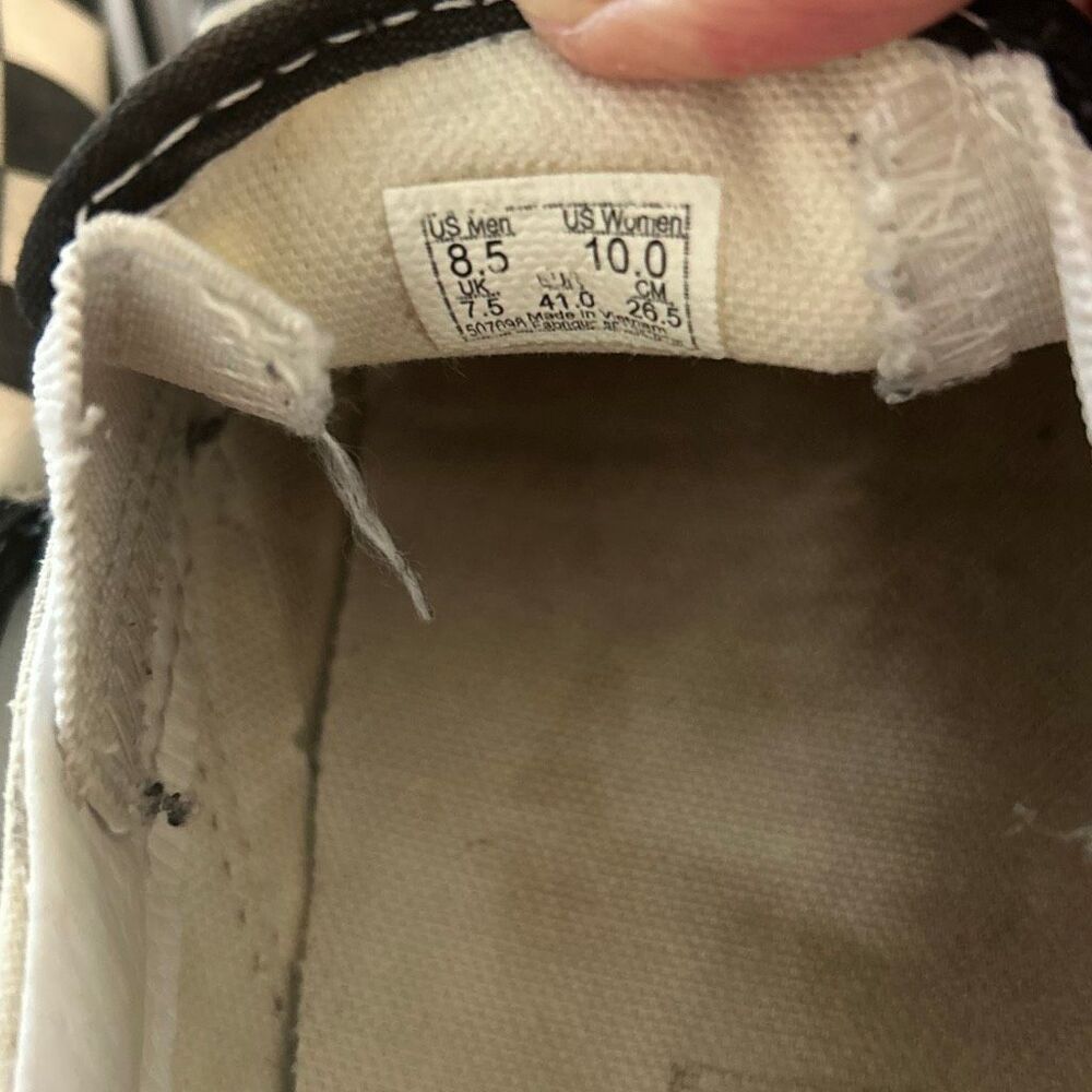 VANS Checkerboard Sneakers - Picture 4 of 6